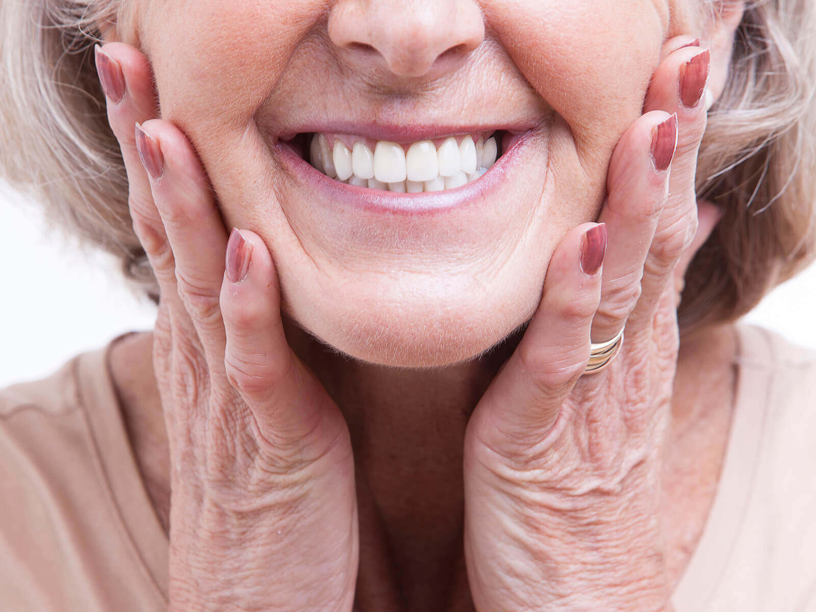 Which is better Acrylic or Metal Dentures?